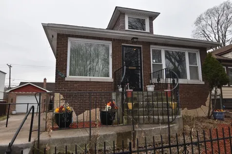 141 West 124th Street Chicago IL 60628