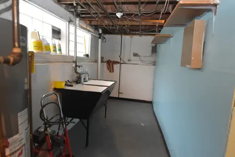 141 West 124th Street Chicago IL 60628