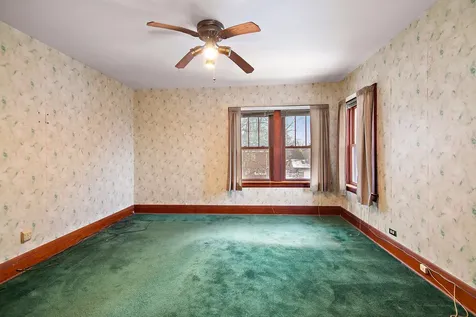 997 South Evergreen Avenue Kankakee IL 60901