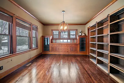 997 South Evergreen Avenue Kankakee IL 60901