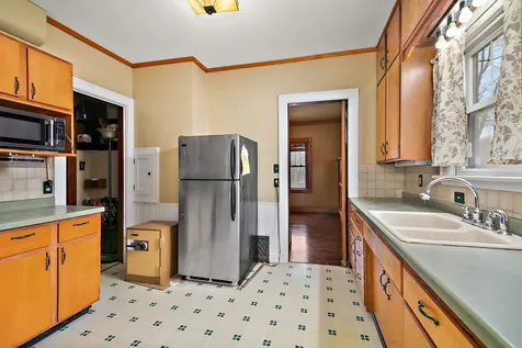997 South Evergreen Avenue Kankakee IL 60901