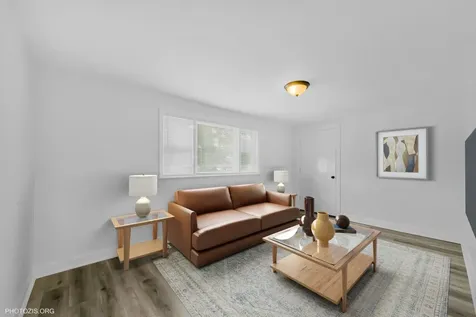 10002 South Torrence Avenue Chicago IL 60617