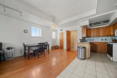 591 Burnham Avenue Calumet City IL 60409