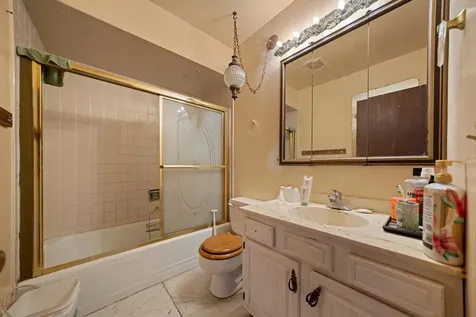 591 Burnham Avenue Calumet City IL 60409