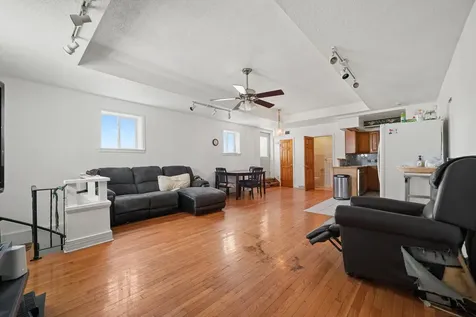 591 Burnham Avenue Calumet City IL 60409