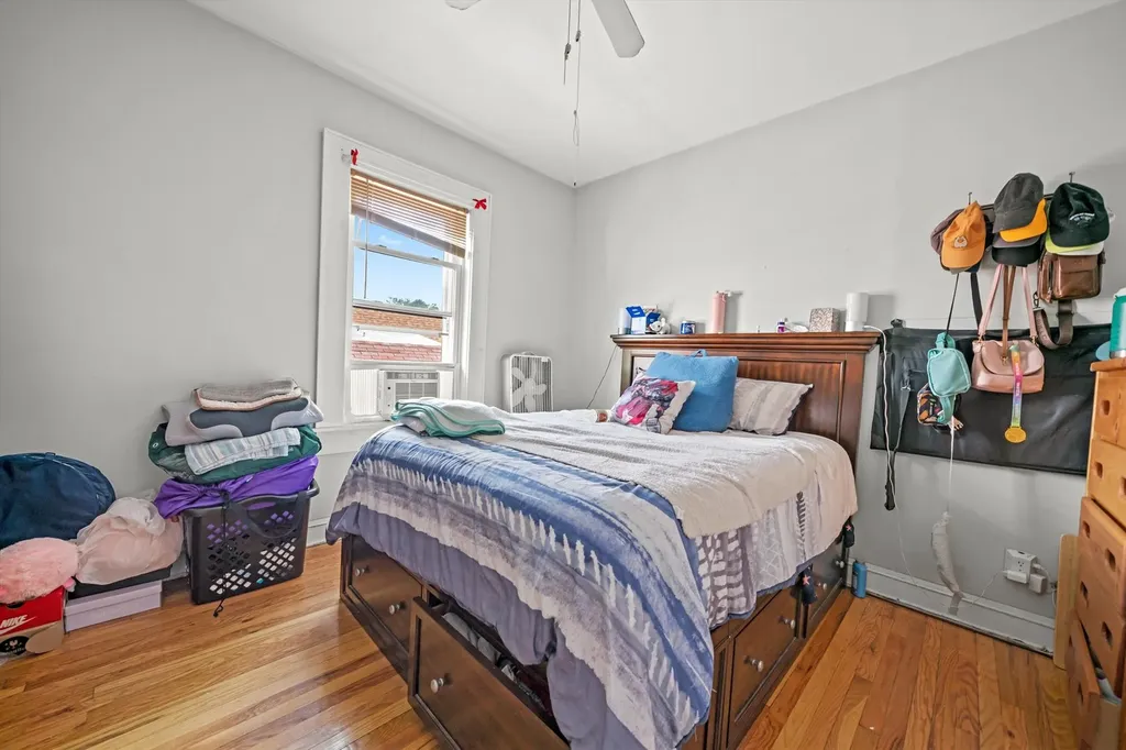 6058 South Massasoit Avenue Chicago IL 60638