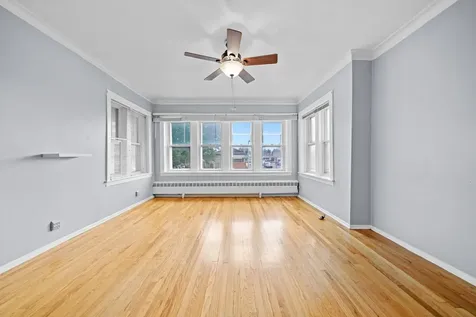 6058 South Massasoit Avenue Chicago IL 60638