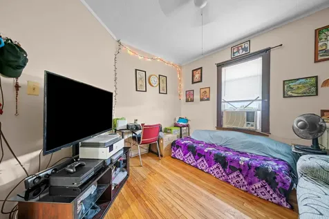 6058 South Massasoit Avenue Chicago IL 60638