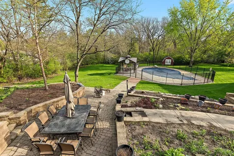 8609 West 121st Street Palos Park IL 60464