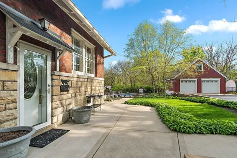 8609 West 121st Street Palos Park IL 60464
