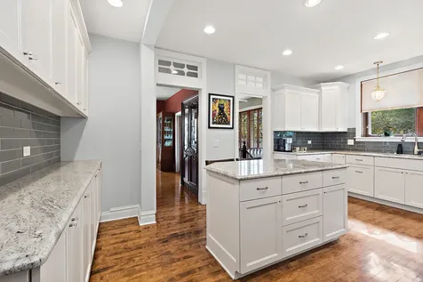 8609 West 121st Street Palos Park IL 60464