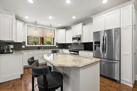 8609 West 121st Street Palos Park IL 60464