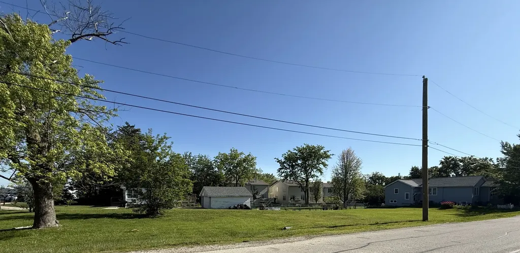 2160 Howard Avenue Downers Grove IL 60515