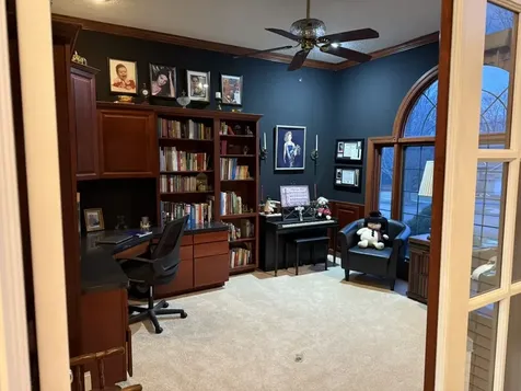 649 Roxbury Road Rockford IL 61107