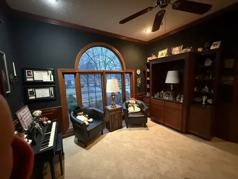 649 Roxbury Road Rockford IL 61107