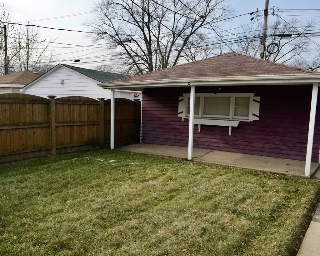 9238 South Normal Avenue Chicago IL 60620