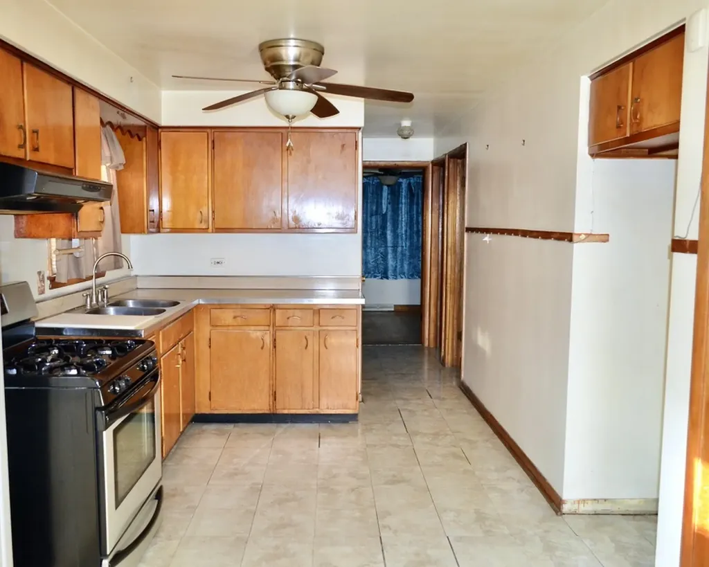 9238 South Normal Avenue Chicago IL 60620