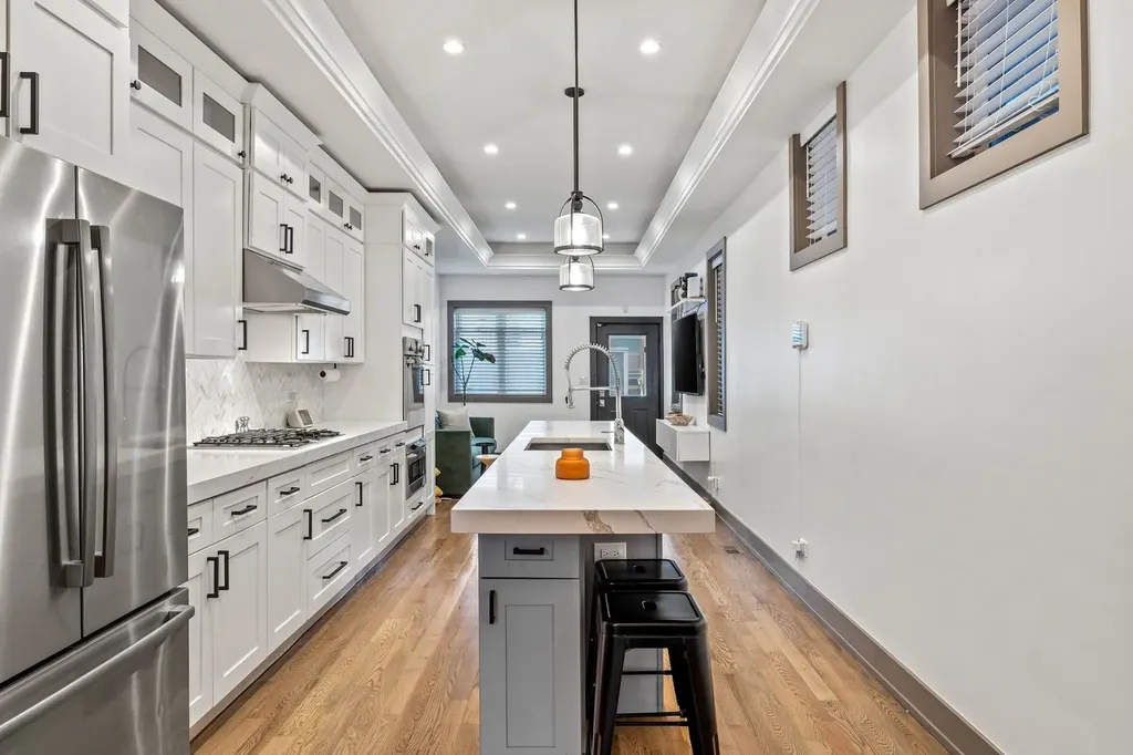 4732 South Evans Avenue Chicago IL 60615