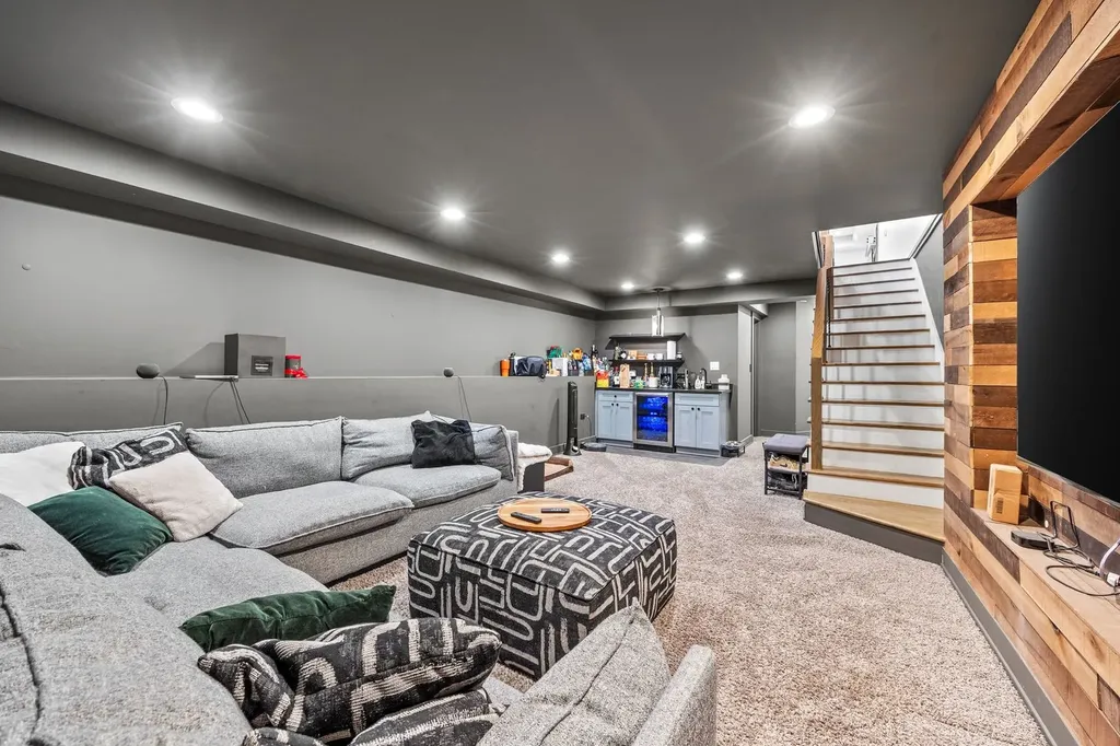 4732 South Evans Avenue Chicago IL 60615
