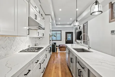 4732 South Evans Avenue Chicago IL 60615