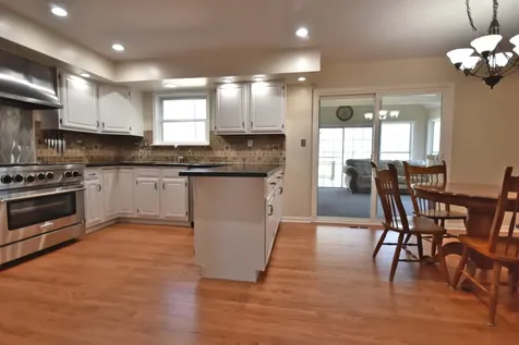 6N264 Weber Drive St. Charles IL 60174