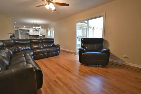 6N264 Weber Drive St. Charles IL 60174
