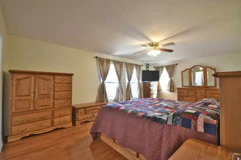 6N264 Weber Drive St. Charles IL 60174