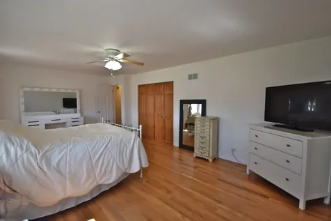 6N264 Weber Drive St. Charles IL 60174