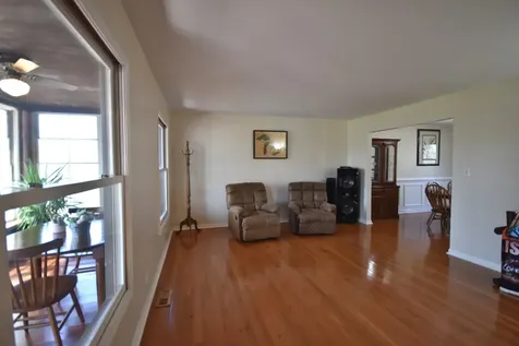 6N264 Weber Drive St. Charles IL 60174