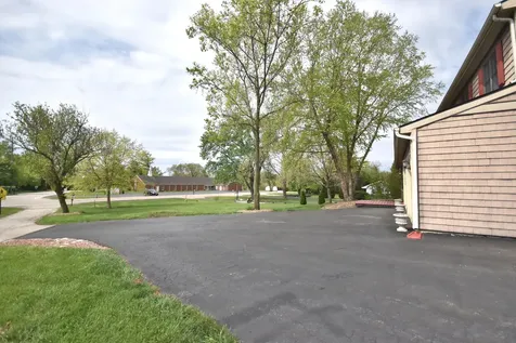 6N264 Weber Drive St. Charles IL 60174
