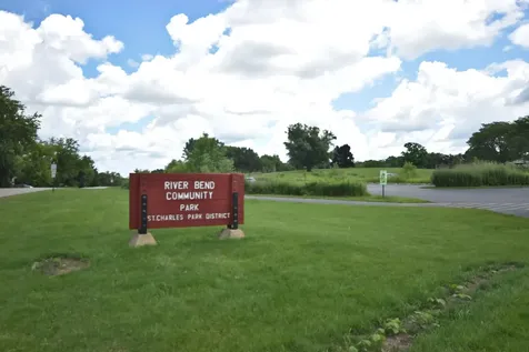 6N264 Weber Drive St. Charles IL 60174