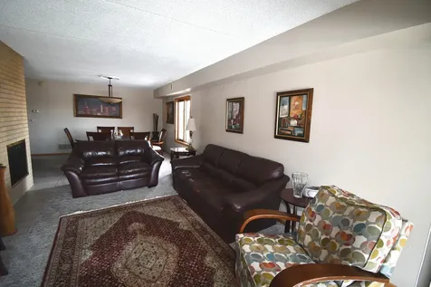 1S045 Spring Road Oakbrook Terrace IL 60181