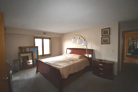 1S045 Spring Road Oakbrook Terrace IL 60181