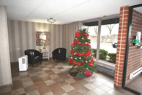 1S045 Spring Road Oakbrook Terrace IL 60181