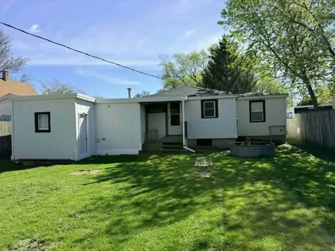 3634 Sangamon Street Steger IL 60475