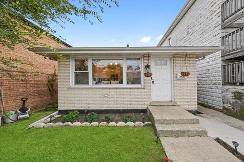 7457 West 64th Street Summit IL 60501