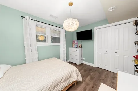 7457 West 64th Street Summit IL 60501