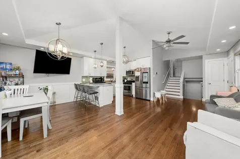 7457 West 64th Street Summit IL 60501