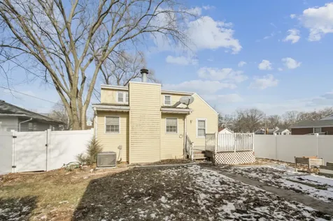 3615 214TH Street Matteson IL 60443