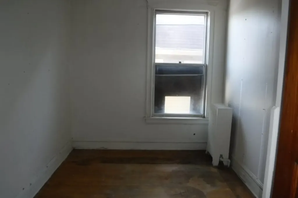 6625 South Woodlawn Avenue Chicago IL 60637
