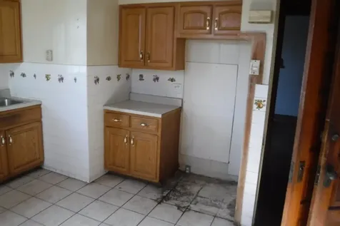 6625 South Woodlawn Avenue Chicago IL 60637