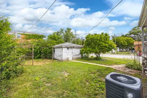 119 East 146th Street Riverdale IL 60827