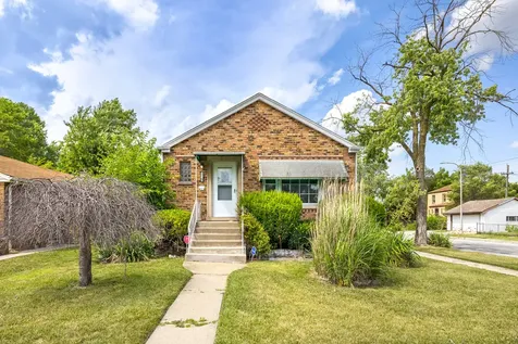 119 East 146th Street Riverdale IL 60827