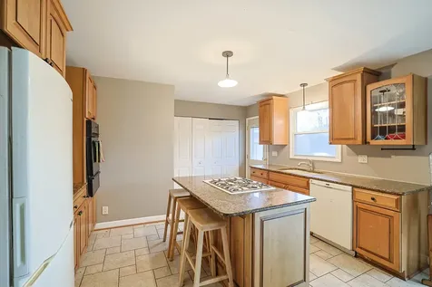225 Placid Way Elk Grove Village IL 60007