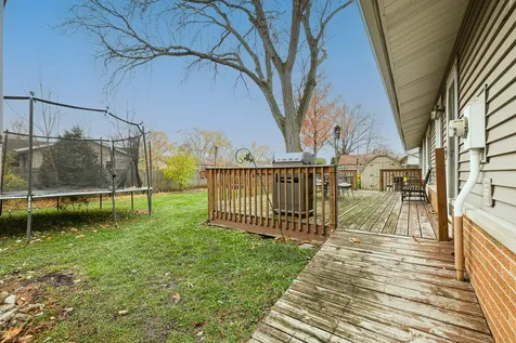 225 Placid Way Elk Grove Village IL 60007