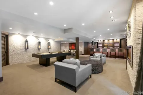 203 Settlers Court Naperville IL 60565