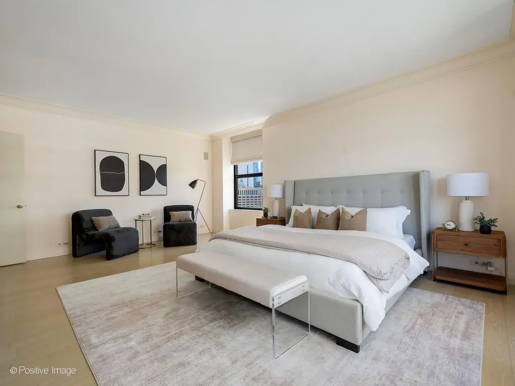 1040 North Lake Shore Drive Chicago IL 60611