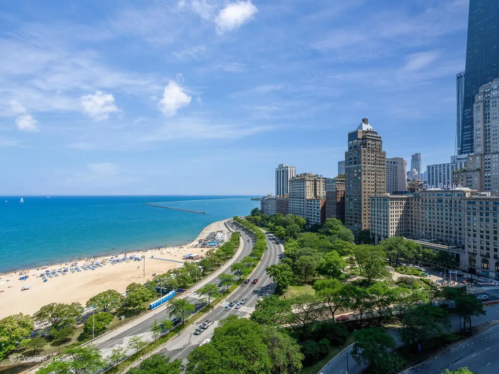 1040 North Lake Shore Drive Chicago IL 60611