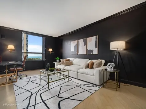 1040 North Lake Shore Drive Chicago IL 60611