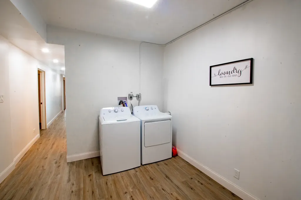 3948 West Congress Parkway Chicago IL 60624